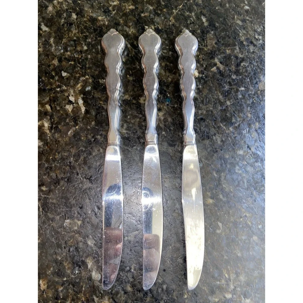 3 Oneida VALERIE Stainless Distinction Deluxe Satin & Glossy Knife Knives
